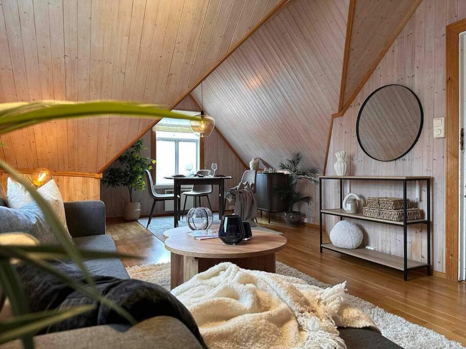 טרומסה Cozy Central Loft Apartment With Amazing View מראה חיצוני תמונה